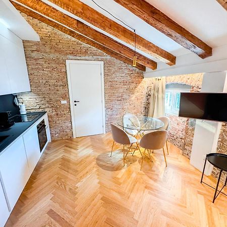 Trieste Boulevard Apartments Esterno foto